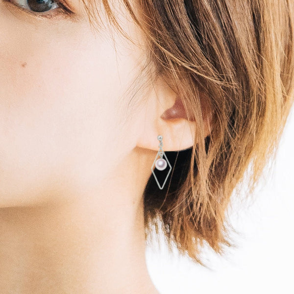 K18WG 5.0㎜ Design Earrings -TENSEI PEARL ONLINE STORE Tenari Pearl Official Mail Order Shop